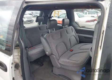 2000 Plymouth Voyager z USA, uszkodzony, nr VIN 2P4FP25B7YR548022